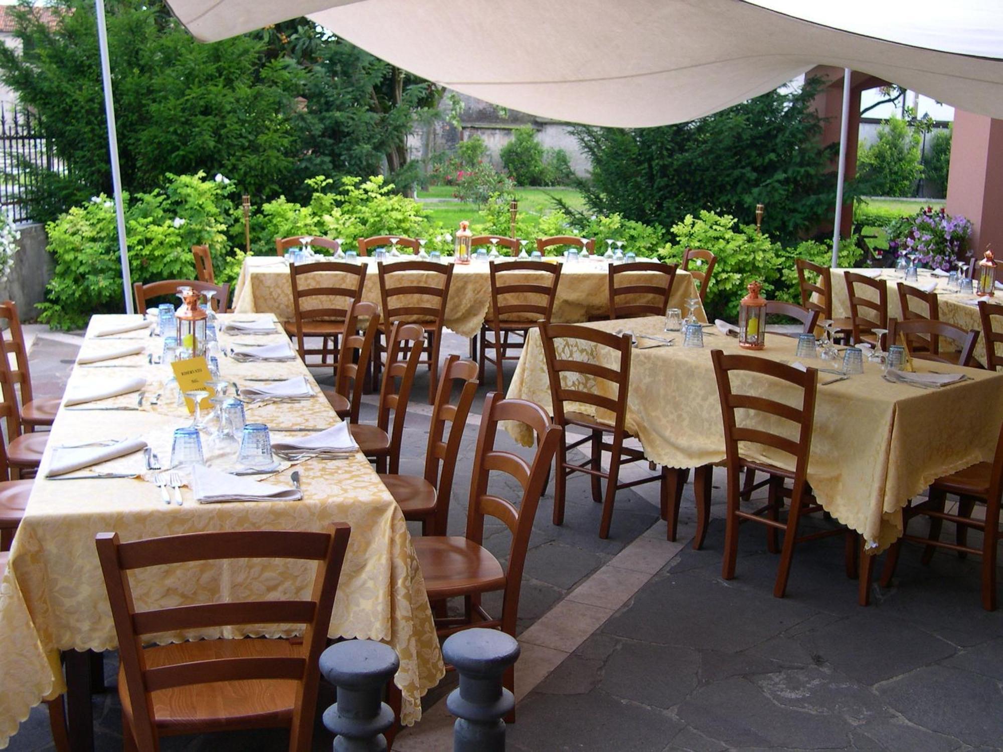 Hotel Dall'Ongaro Ghirano エクステリア 写真