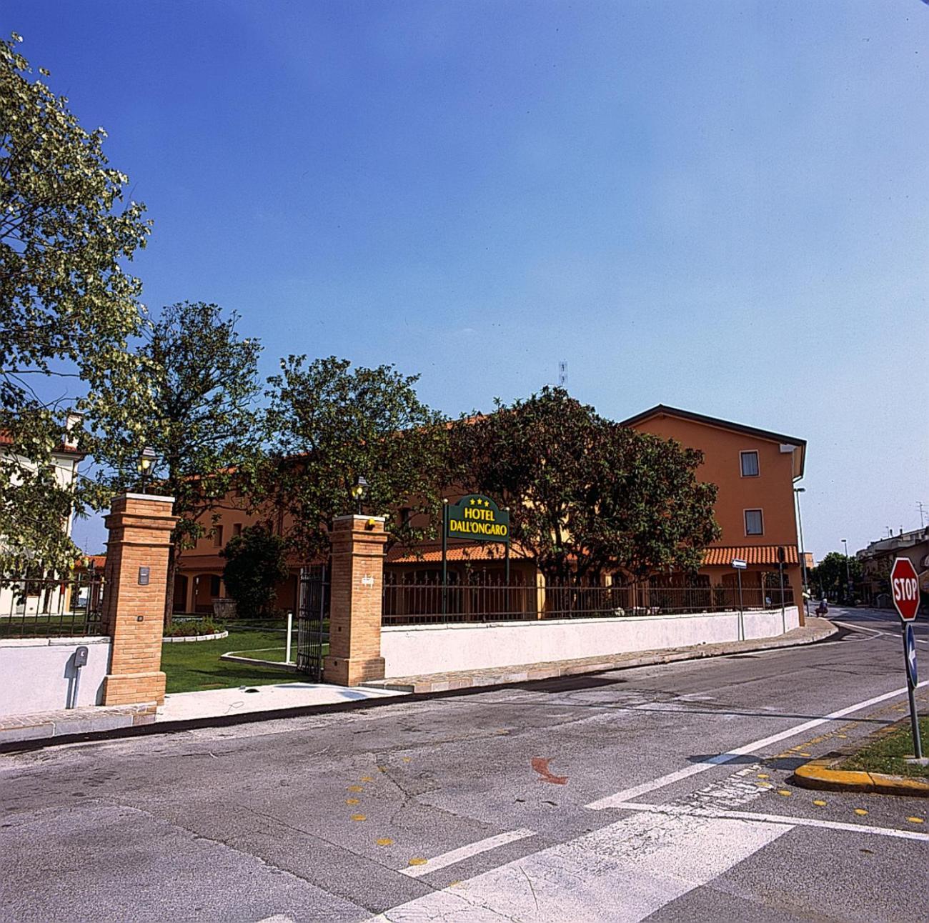 Hotel Dall'Ongaro Ghirano エクステリア 写真