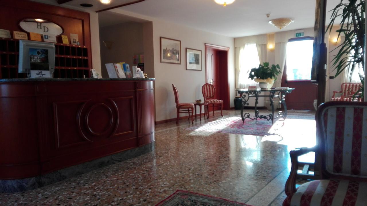Hotel Dall'Ongaro Ghirano エクステリア 写真