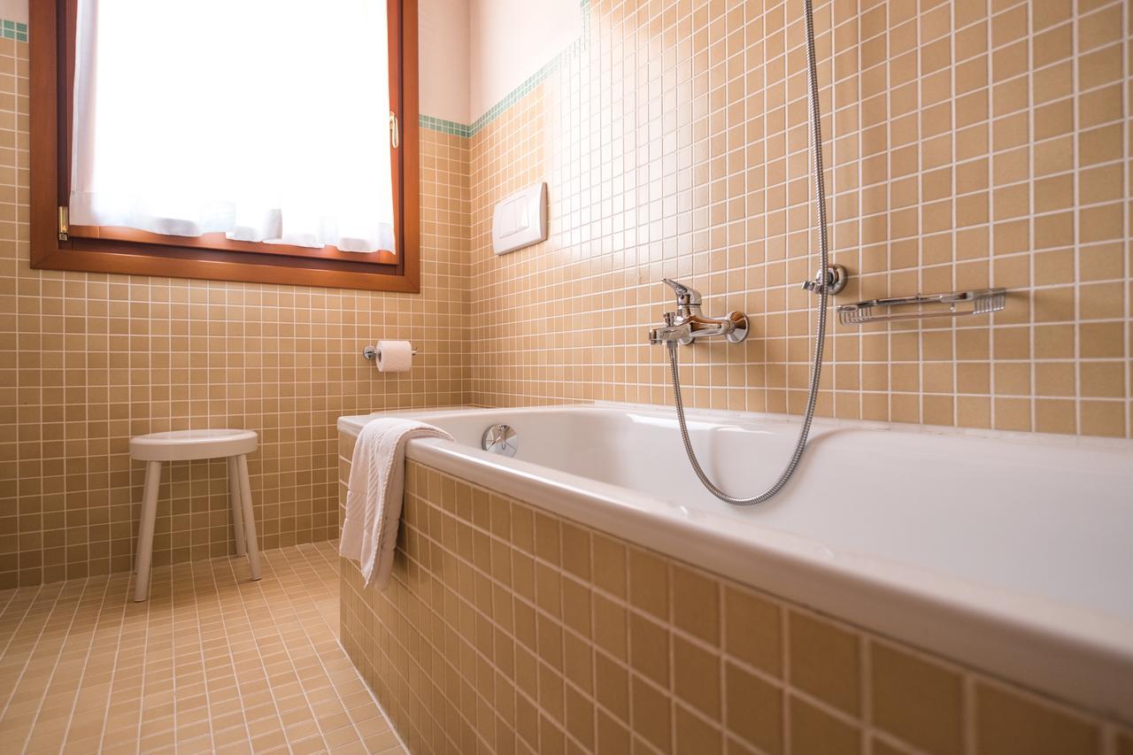 Hotel Dall'Ongaro Ghirano エクステリア 写真